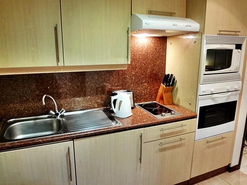 Al Faris 1 Apartment