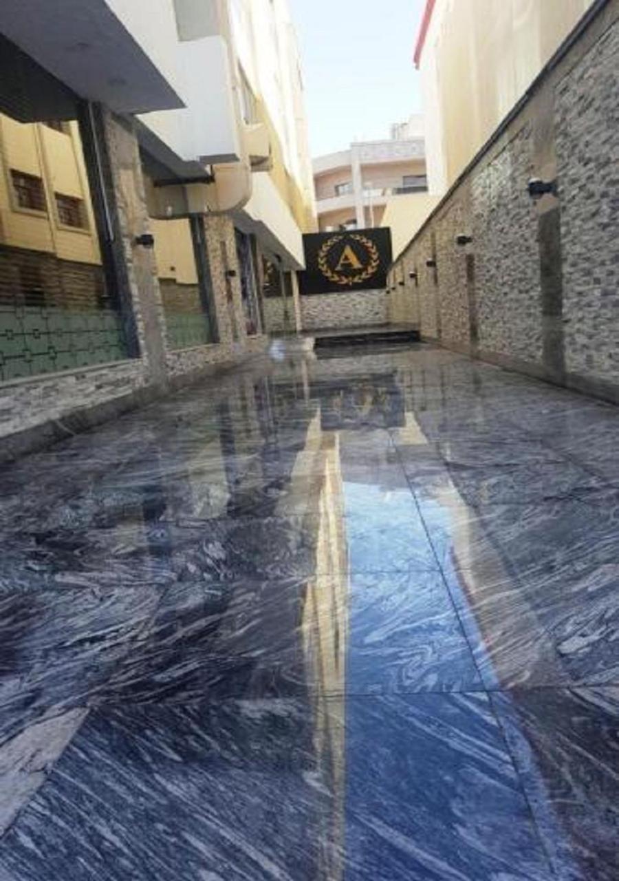 Al Faris 1 *