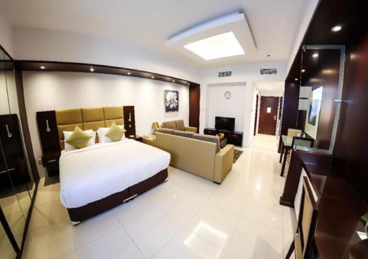 Al Faris 1 * Dubai