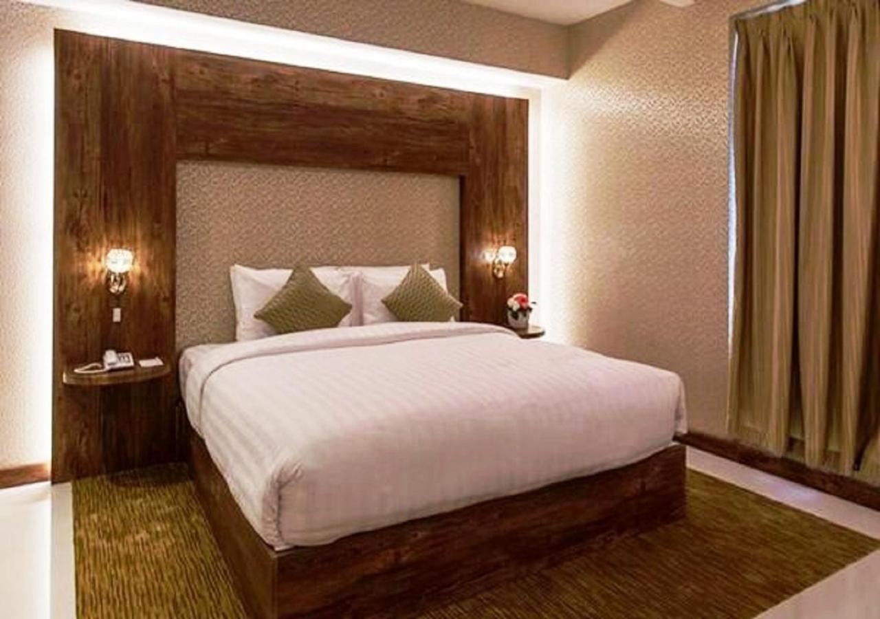 Al Faris 1 *
