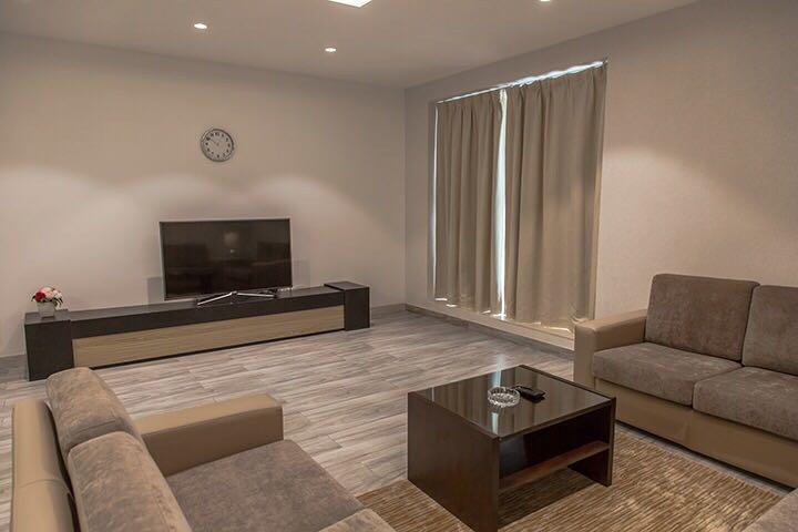Al Faris 1 Apartment